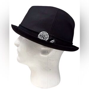 Vans off the wall premium headwear black fedora w/ satin lining w/2 vans buttons